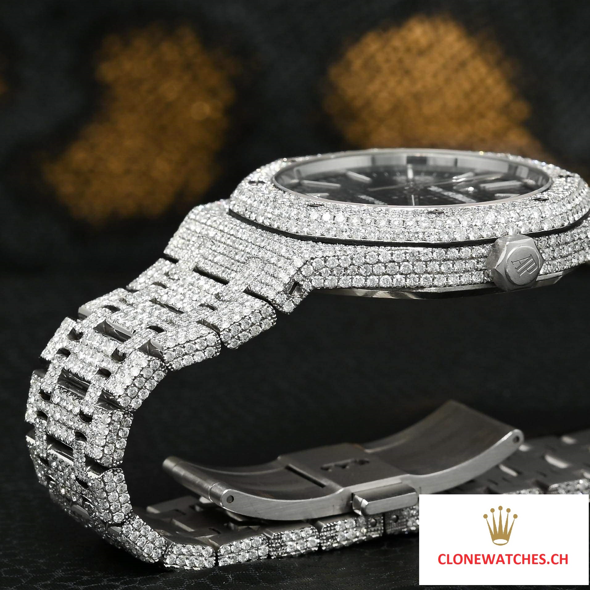 41mm-audemars-piguet-royal-oak-black-iced-montre-stainless-bijoux-medusa-homme-quebec-canada-840_2000x