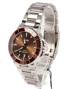 Alternative view of HandMade The Oris Aquis Date Steel