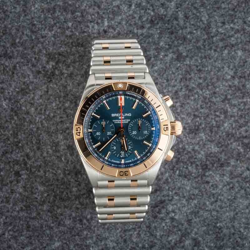 HandMade The Breitling Chronomat B01 42 Blue Dial - Image 6