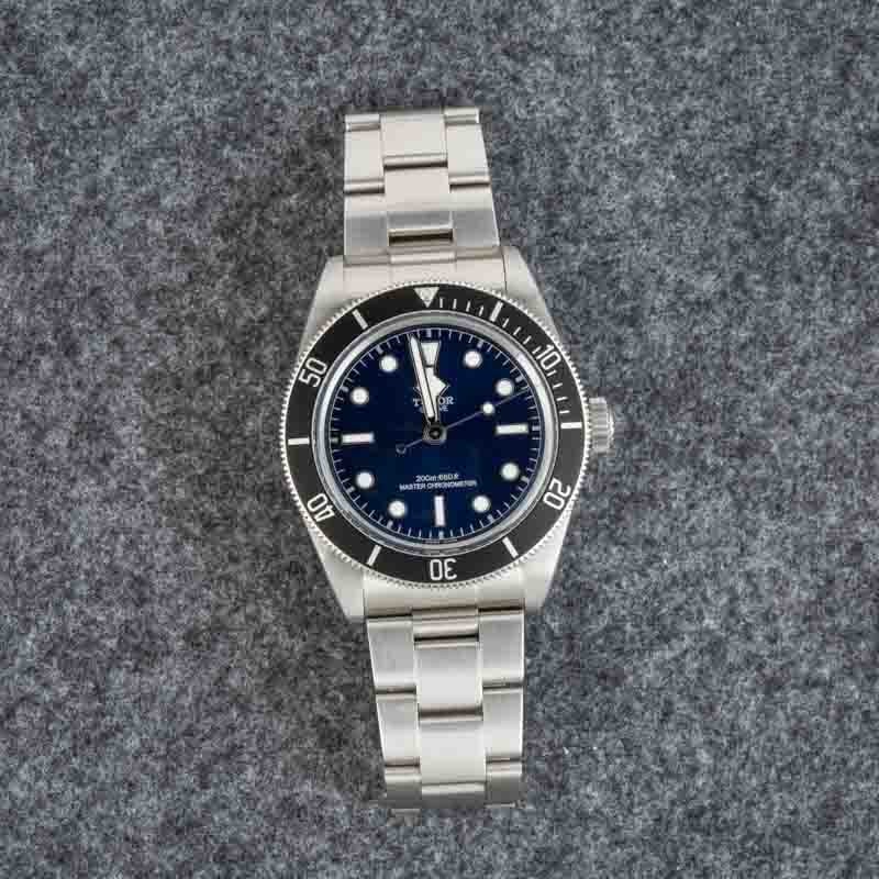 HandMade The Tudor Black Bay 68 Ref M7943A1A0NU Blue Dial - Image 6
