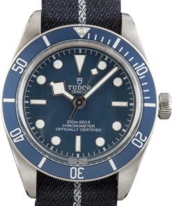 HandMade The Tudor Heritage Black Bay 79030 Stainless Steel on Nato Strap