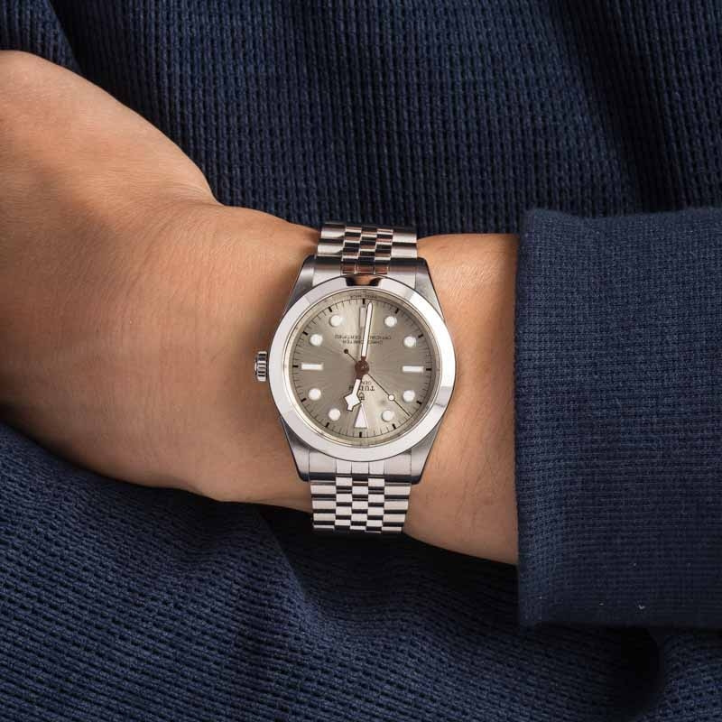 HandMade The Tudor Black Bay 39 Light Champagne Dial - Image 5