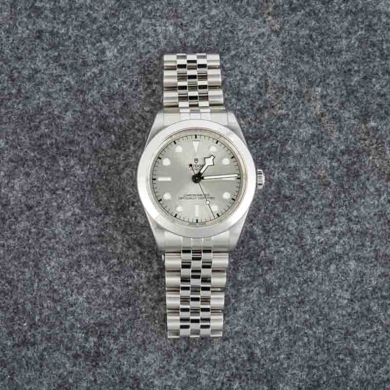 HandMade The Tudor Black Bay 39 Light Champagne Dial - Image 6