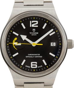 HandMade The Mens Tudor North Flag 91210N