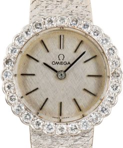 HandMade The Vintage Lady Omega Cocktail Diamond Bezel
