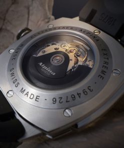 Alternative view of Alpiner Extreme Automatic California Dial