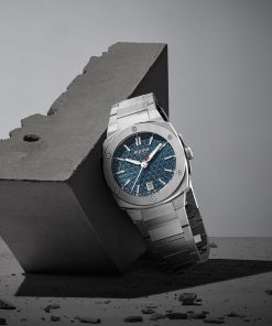 Alternative view of Alpiner Extreme Quartz