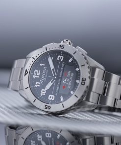 Alternative view of AlpinerX Alive