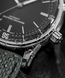 Alternative view of Seastrong Diver 300 Heritage Green