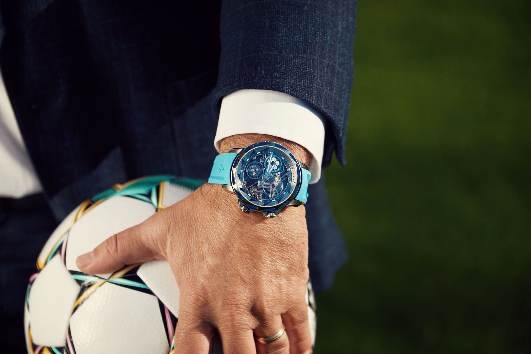 U52 Lius Campos Edition - Image 3