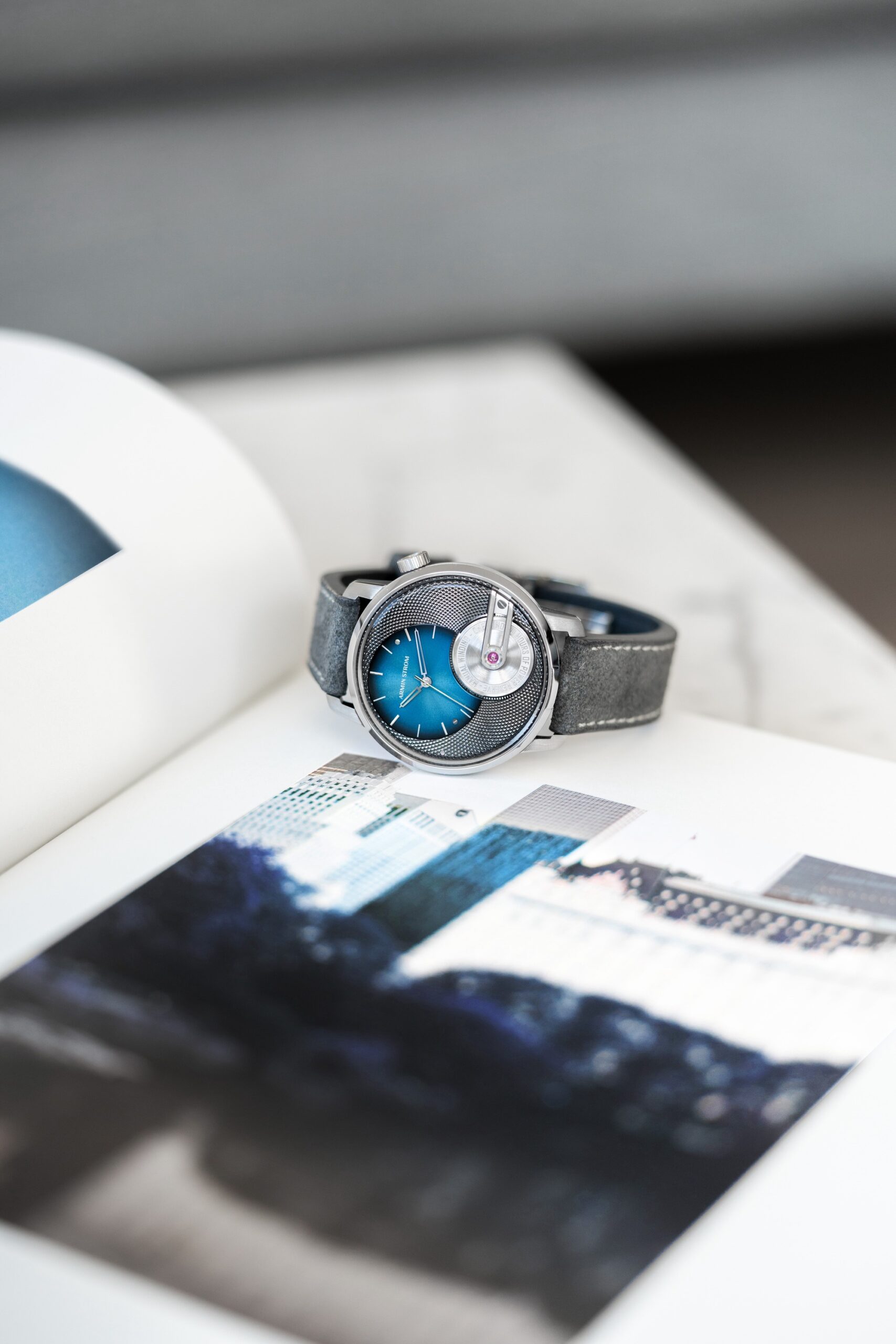 Tribute 1 Fumé Sky - Image 7