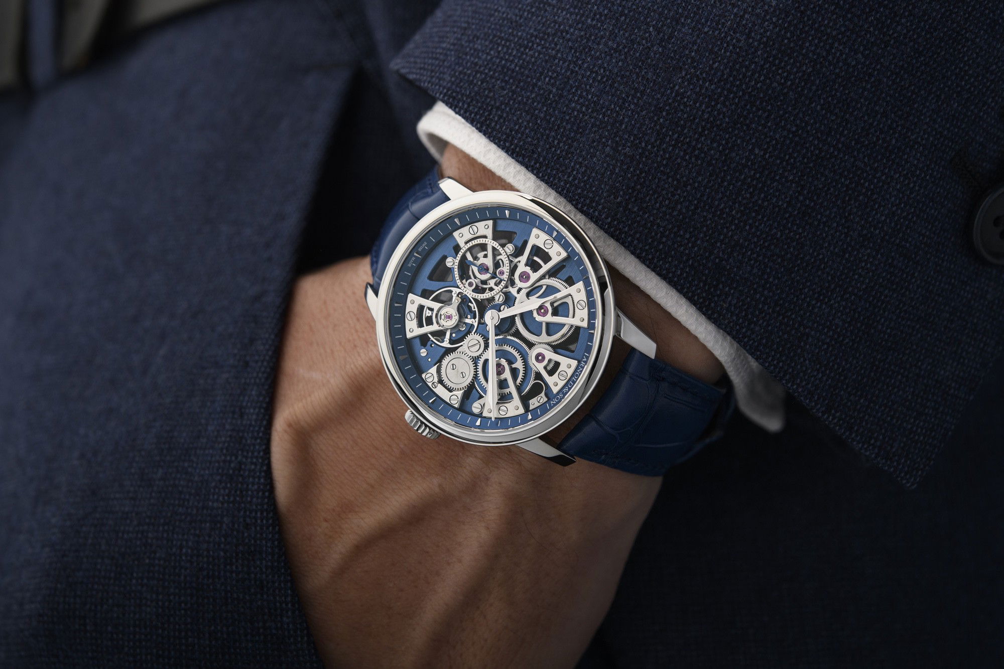 Nebula 40 Steel Blue - Image 6