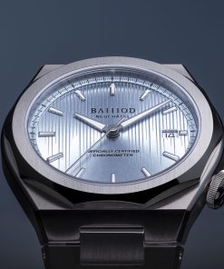 Alternative view of Chapter 7 Chronometer Frost Blue