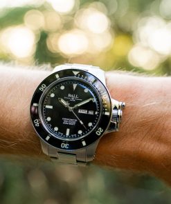 Alternative view of Engineer Hydrocarbon Original 40