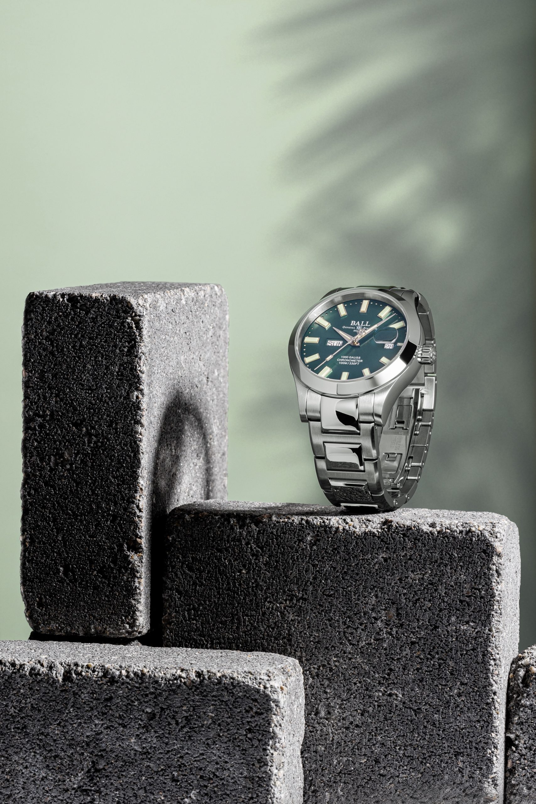 Engineer III Marvelight Chronometer Day-Date - Image 4