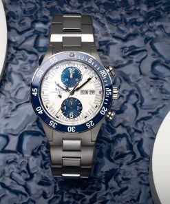 Alternative view of Roadmaster Rescue Chronograph 41