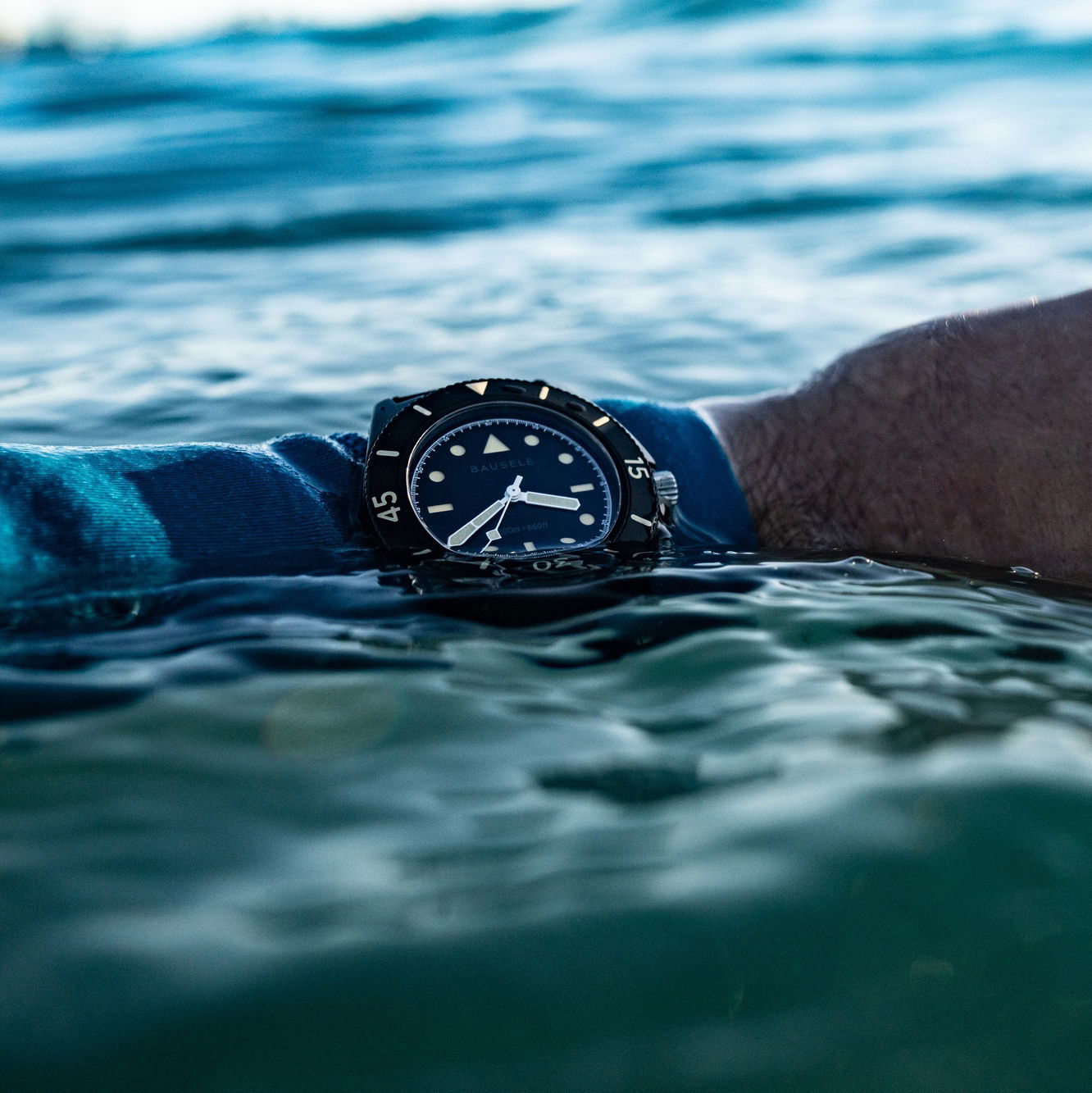 Sydney Diver Tasman Black - Image 13