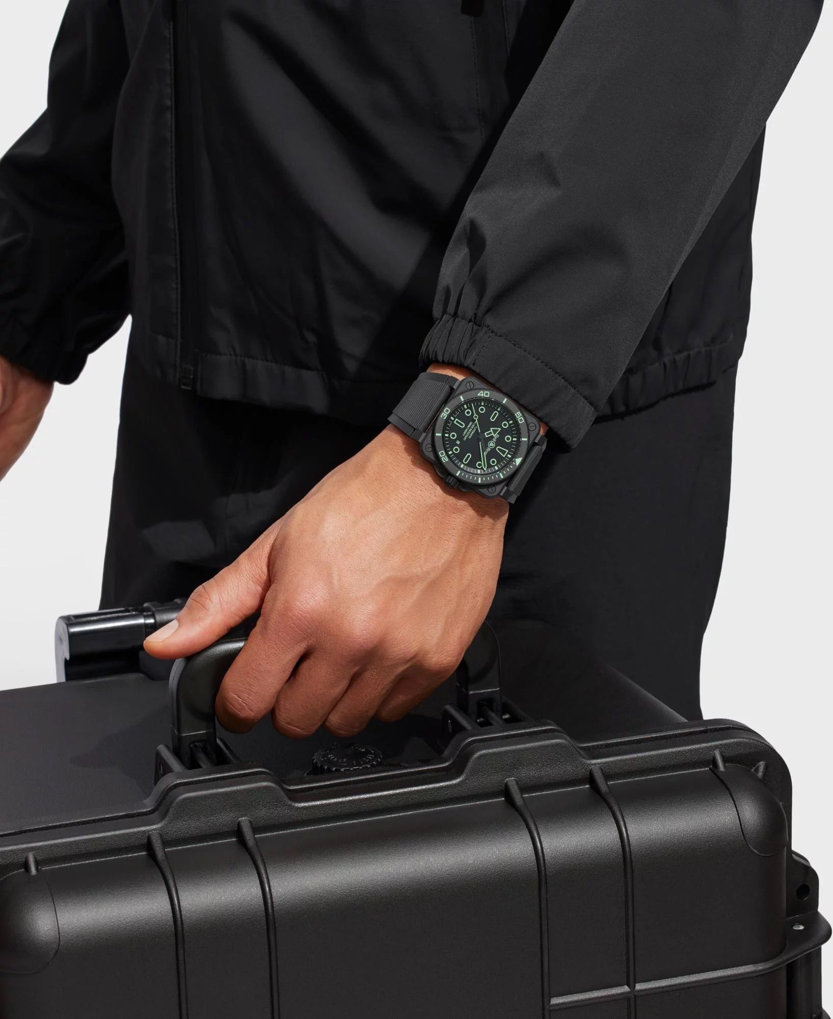 BR-03 Diver Lum Outline - Image 3