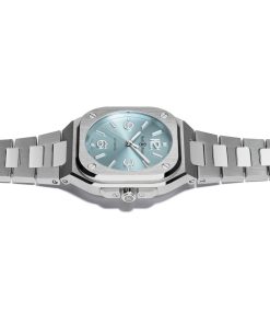 Alternative view of BR-05 36 Ice Blue steel