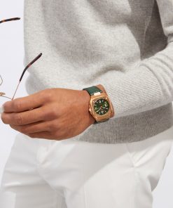 Alternative view of BR 05 Green Gold