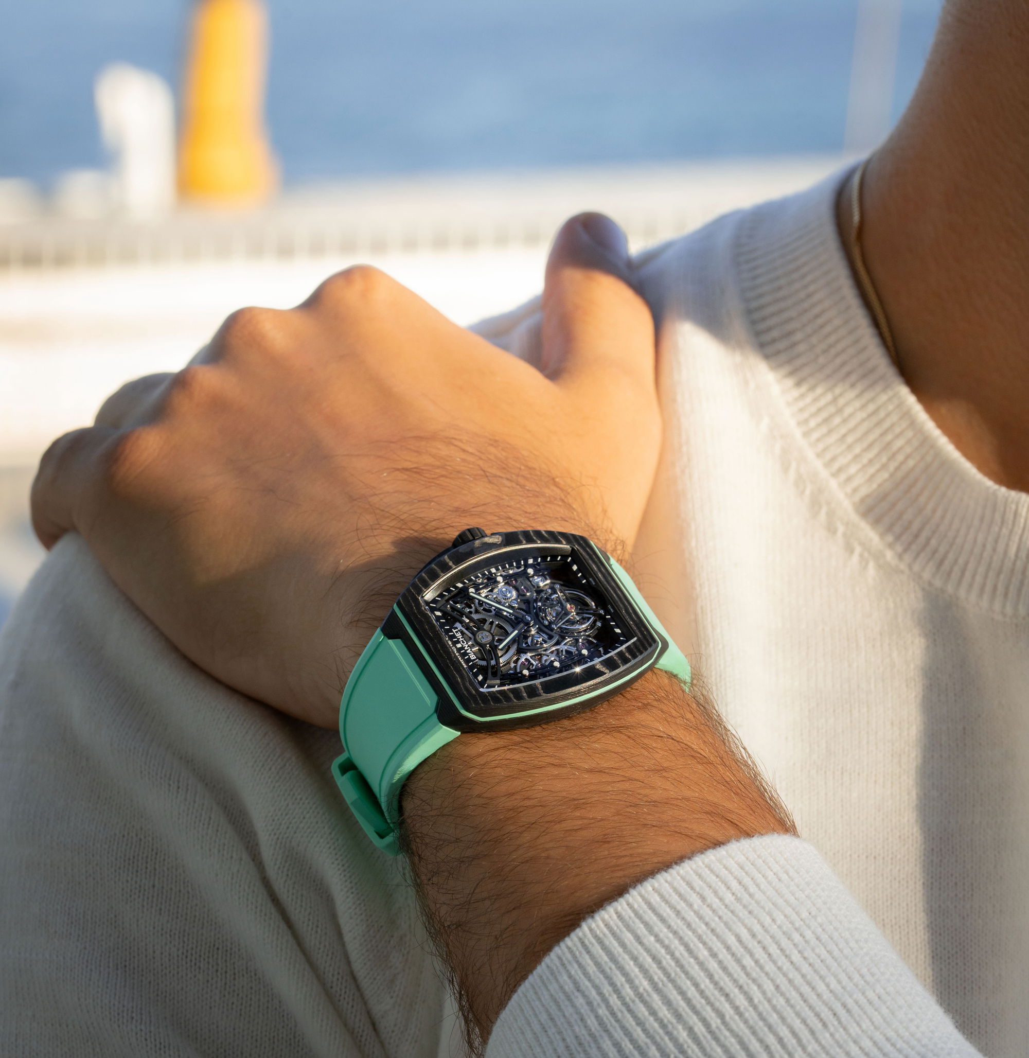 B 1.618 Flying Tourbillon UltraFino Las Coloradas Aquamarine Carbon - Image 4