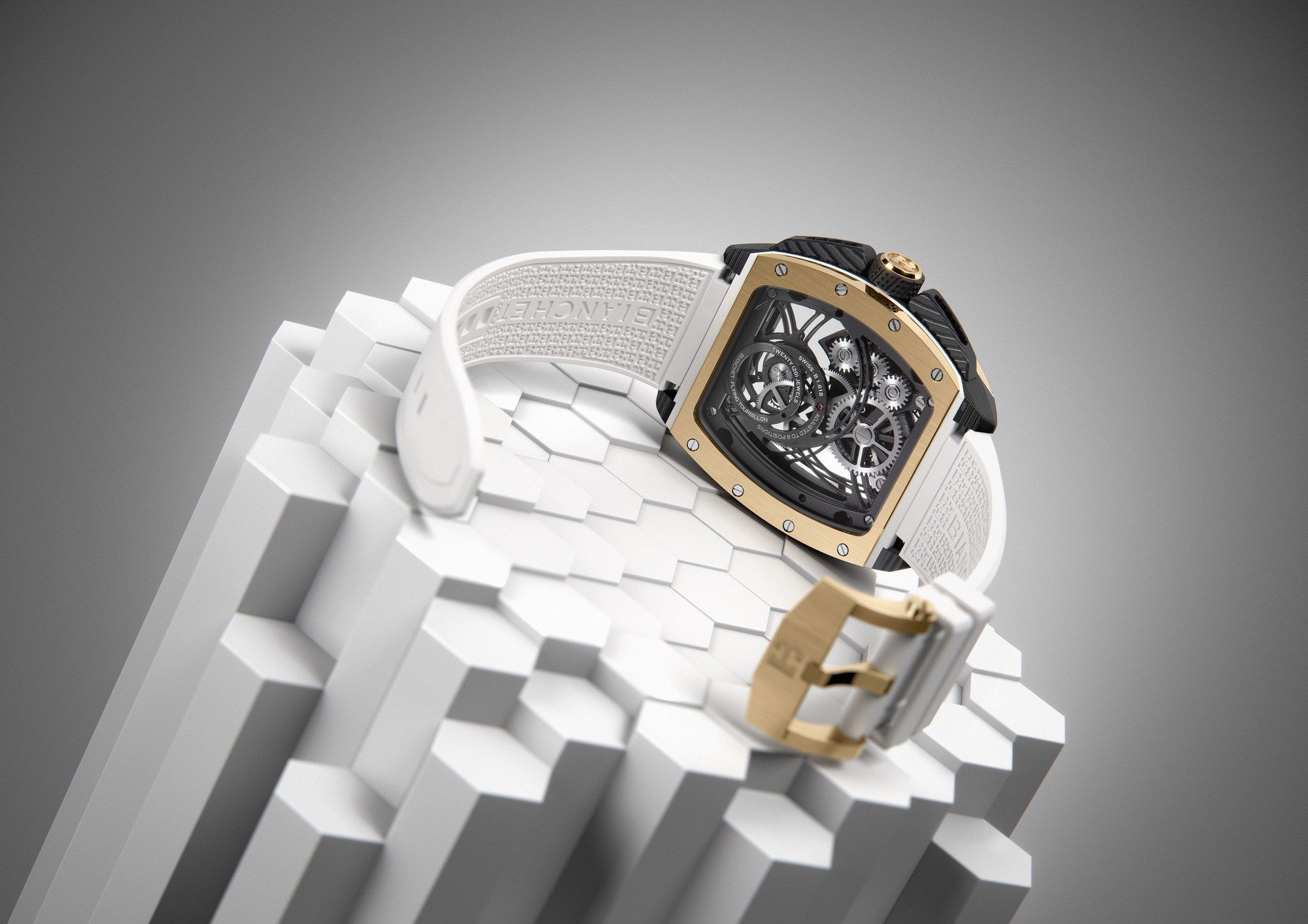 Flying Tourbillon Sport GMT Hybrid Gold - Image 2