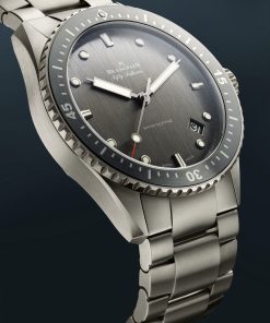 Alternative view of Fifty Fathoms Bathyscaphe Titanium