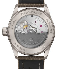 Alternative view of Fifty Fathoms Bathyscaphe Titanium