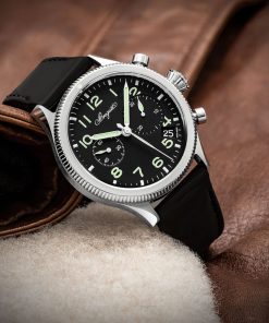 Alternative view of Type 20 Chronographe 2057