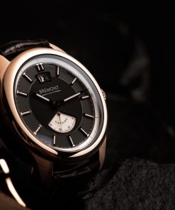 Alternative view of Hawking Limited Edition