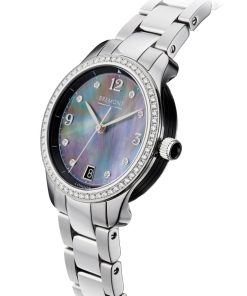 Alternative view of Solo Lady K