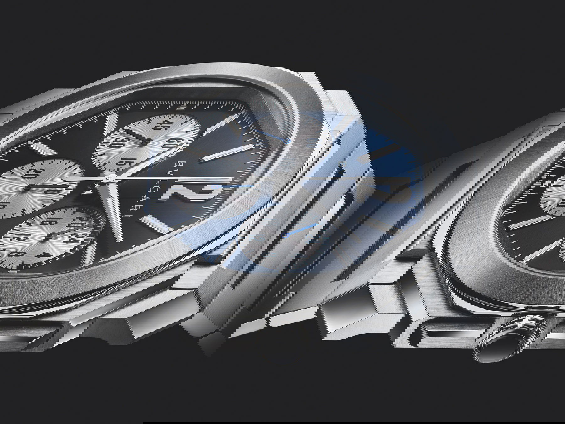 Octo Finissimo S Chronograph GMT STeel - Image 3
