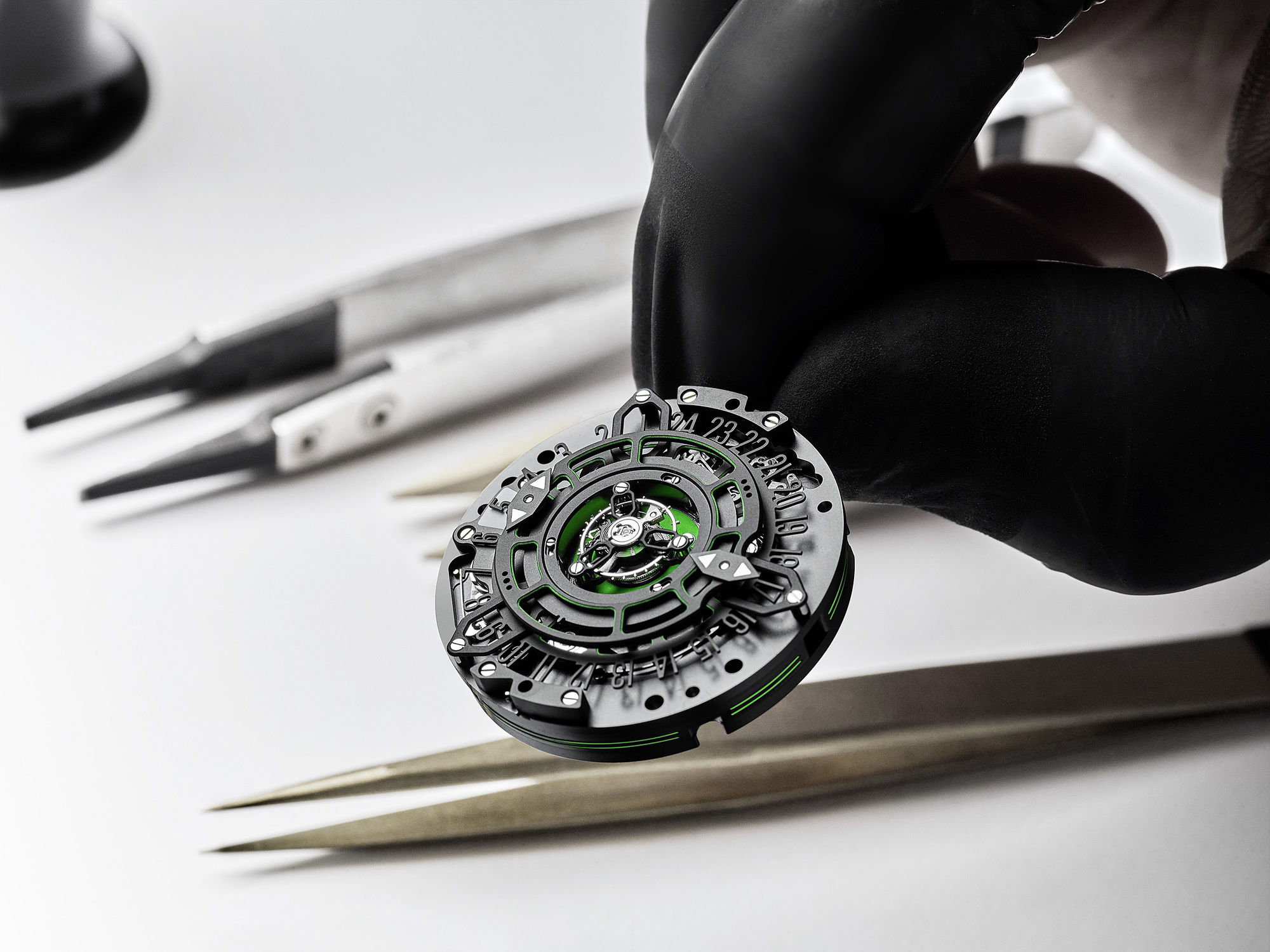 Octo Roma Striking Papillon Tourbillon - Image 10