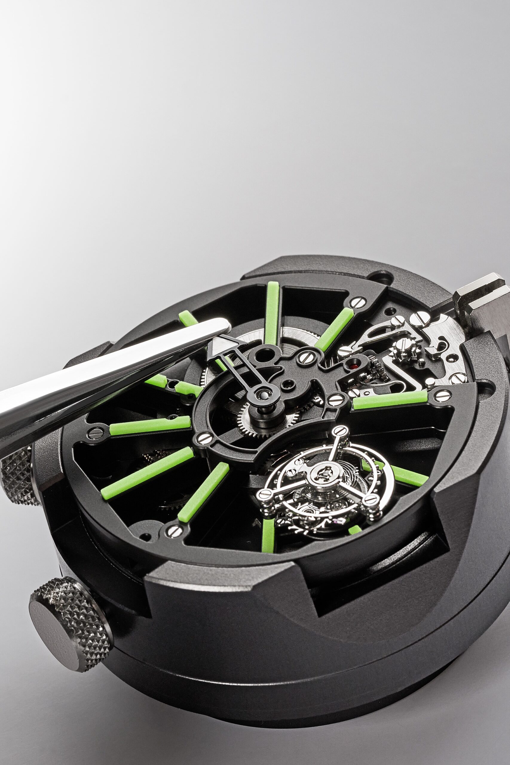 Octo Roma Striking Tourbillon Sapphire - Image 16