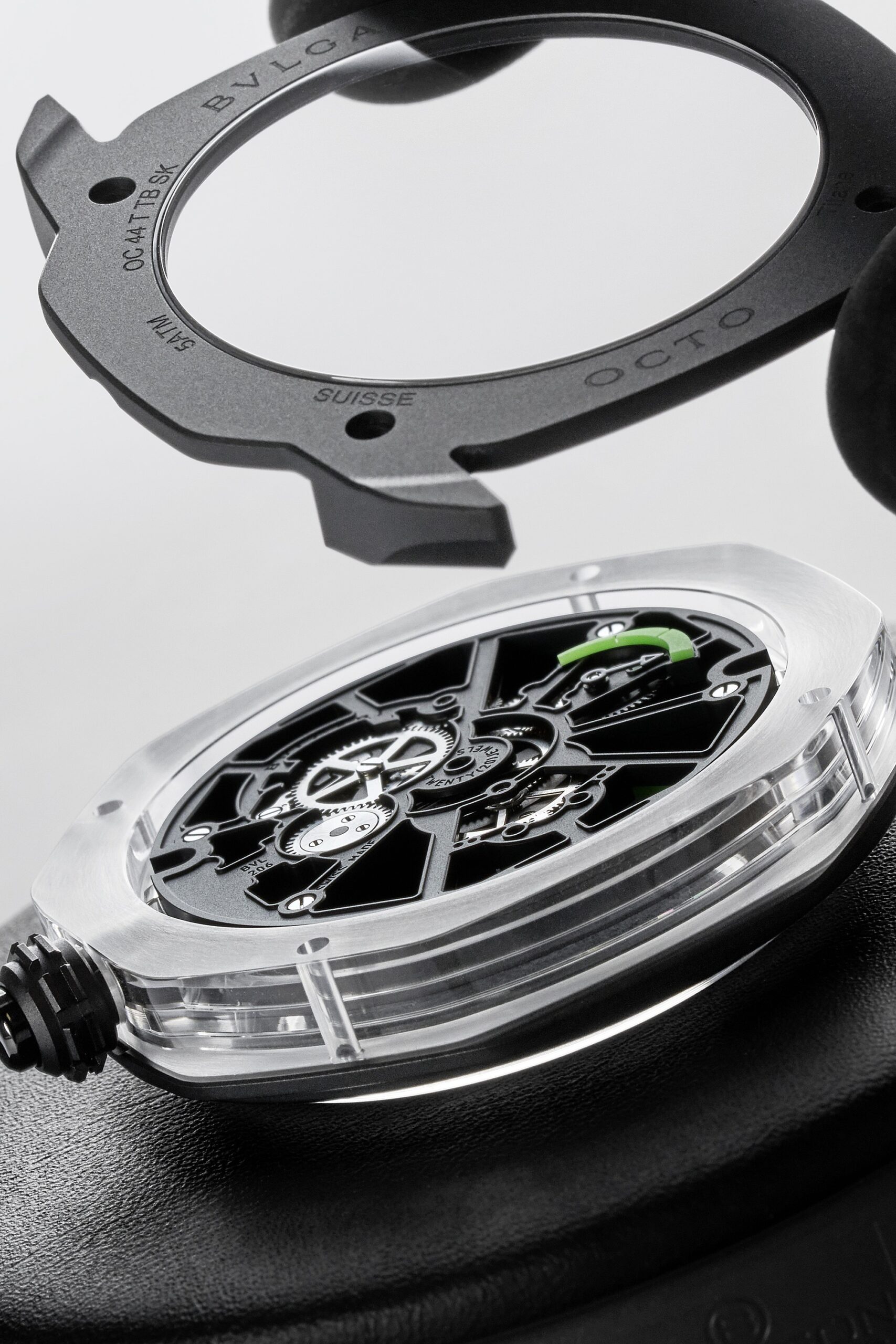 Octo Roma Striking Tourbillon Sapphire - Image 17
