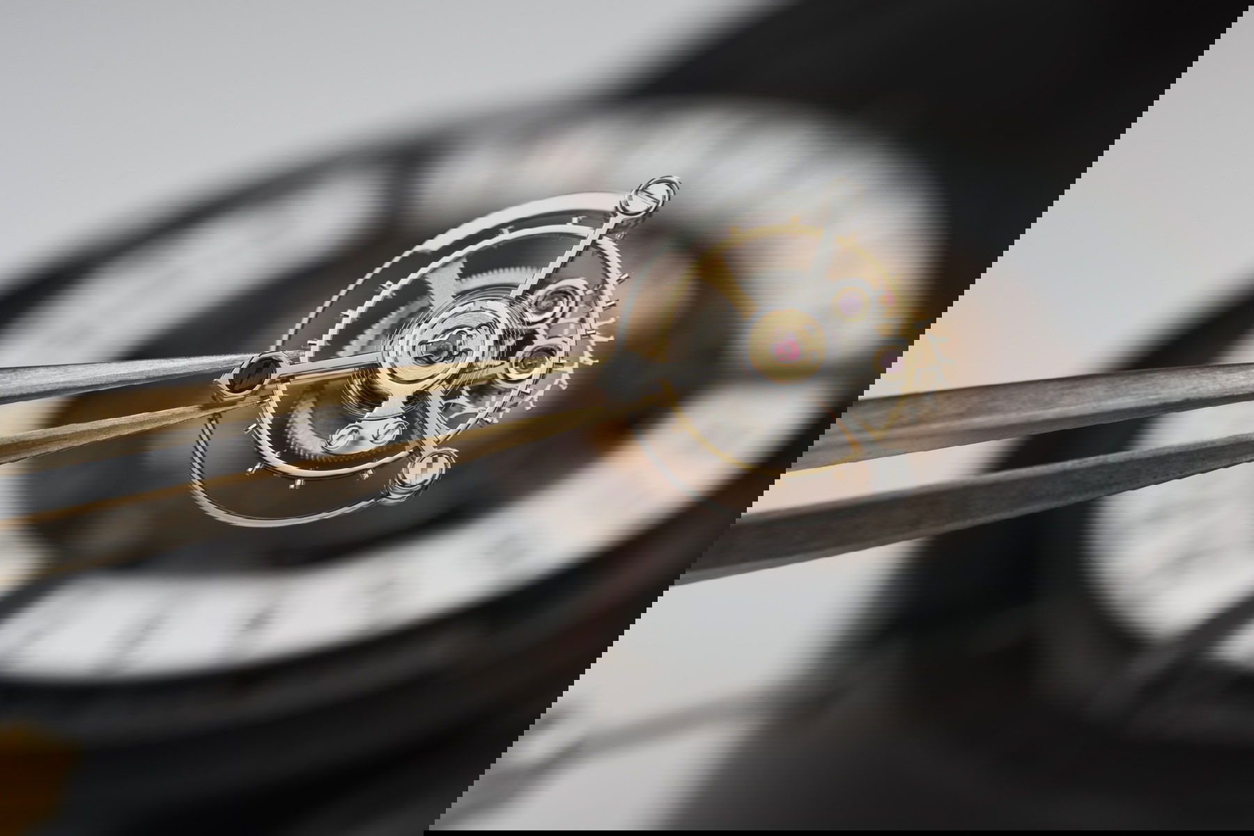 Octo Roma Tourbillon Central Papillon - Image 7