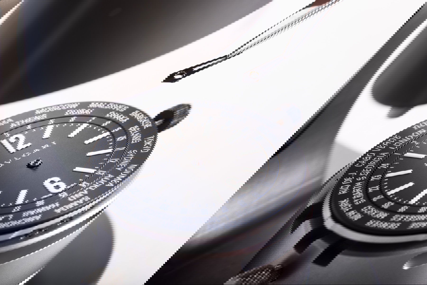 Octo Roma Worldtimer Steel D.L.C. - Image 3