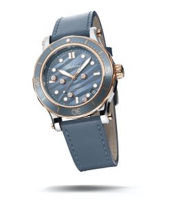 Alternative view of Happy Ocean