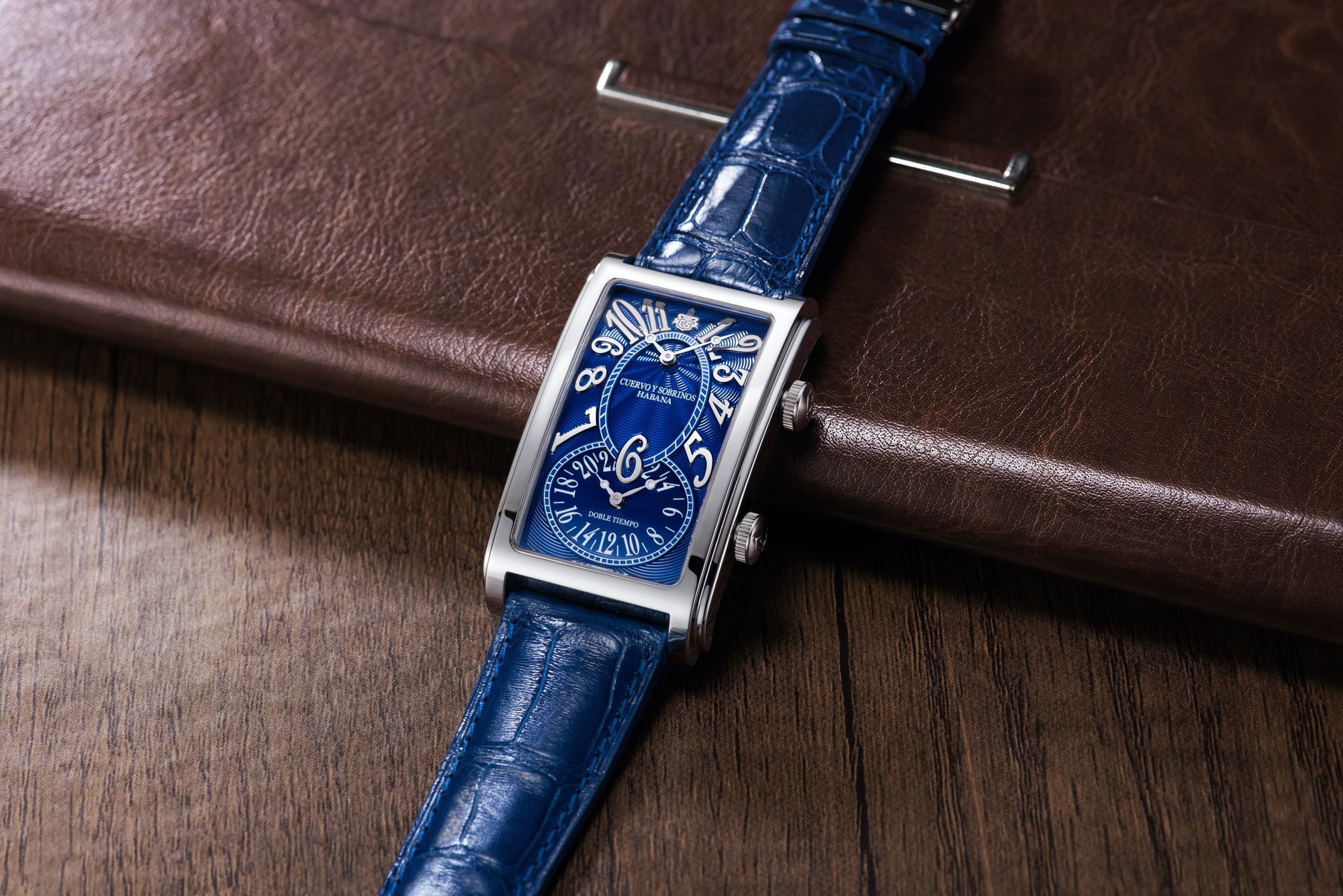 Prominente Doble Tiempo - Image 10