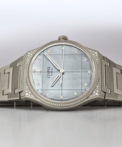 Alternative view of Antarctique S La Carte des Nuages Stormy Grey