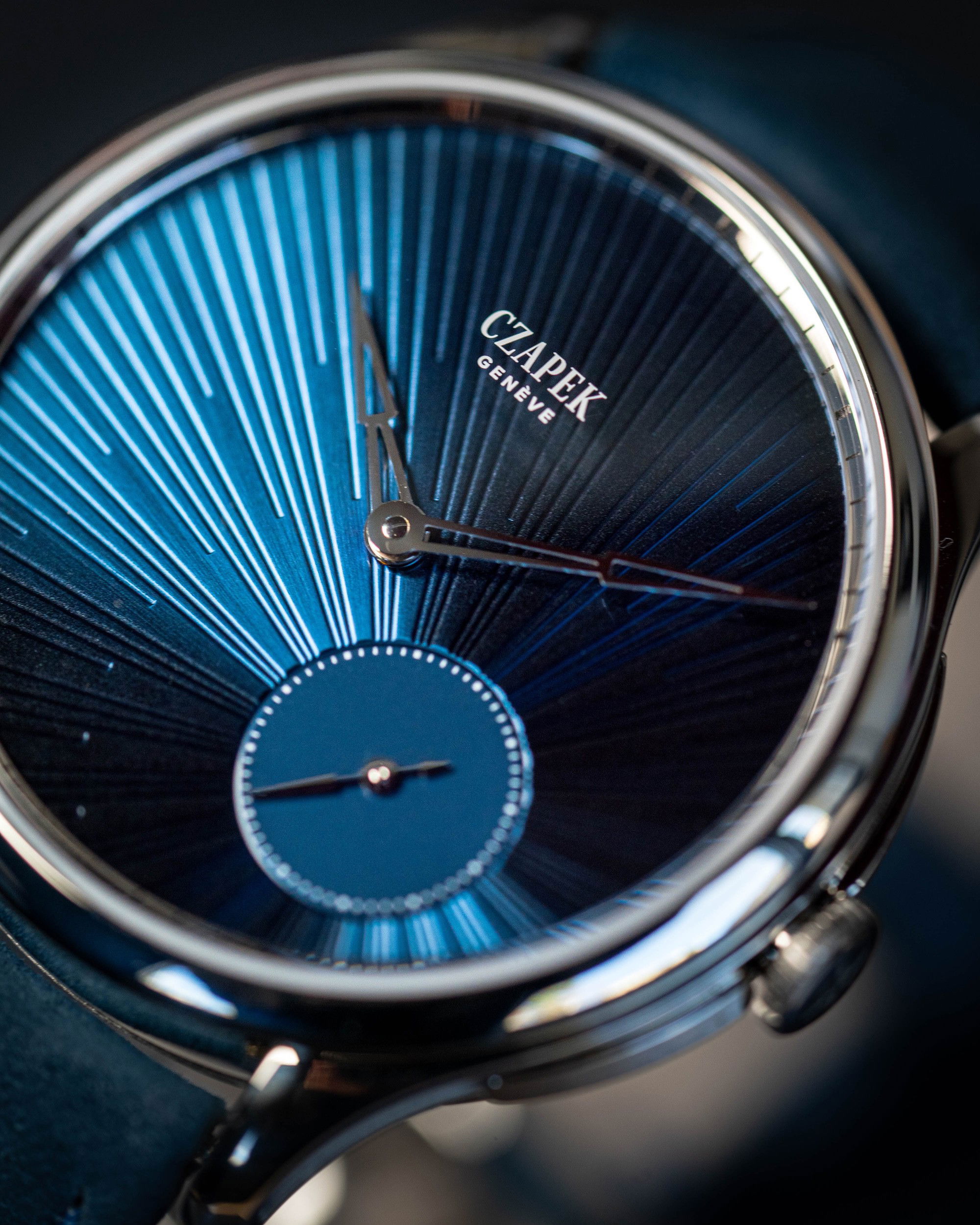 Promenade Guilloché Bleu Nuit - Image 4