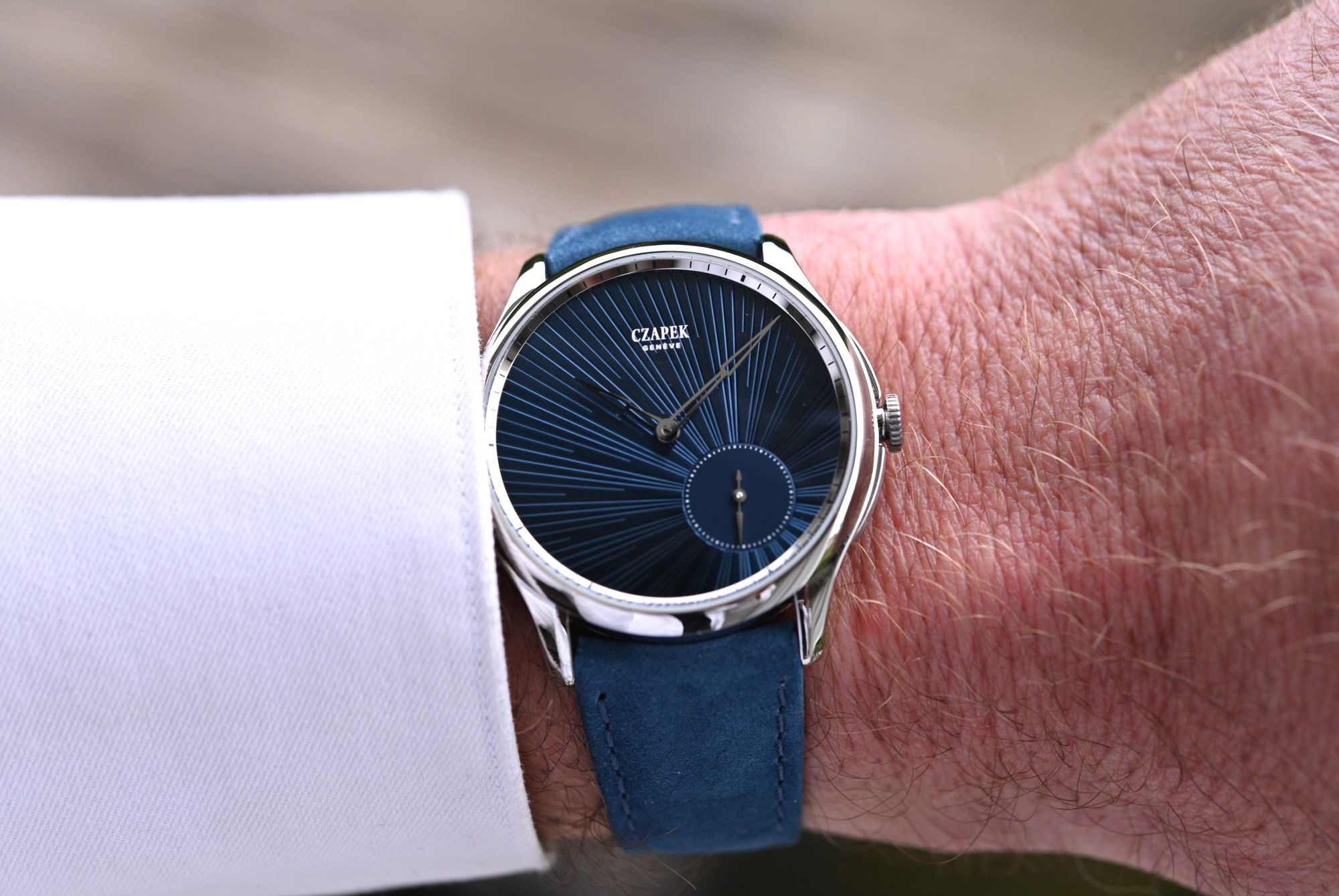 Promenade Guilloché Bleu Nuit - Image 5