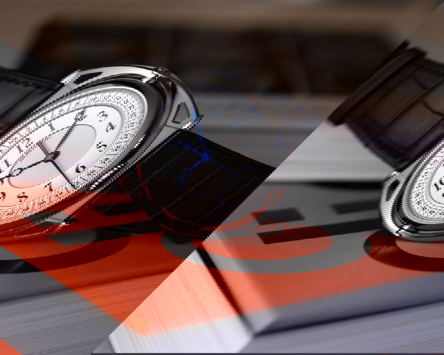 DB Kind of Two Tourbillon - Image 10