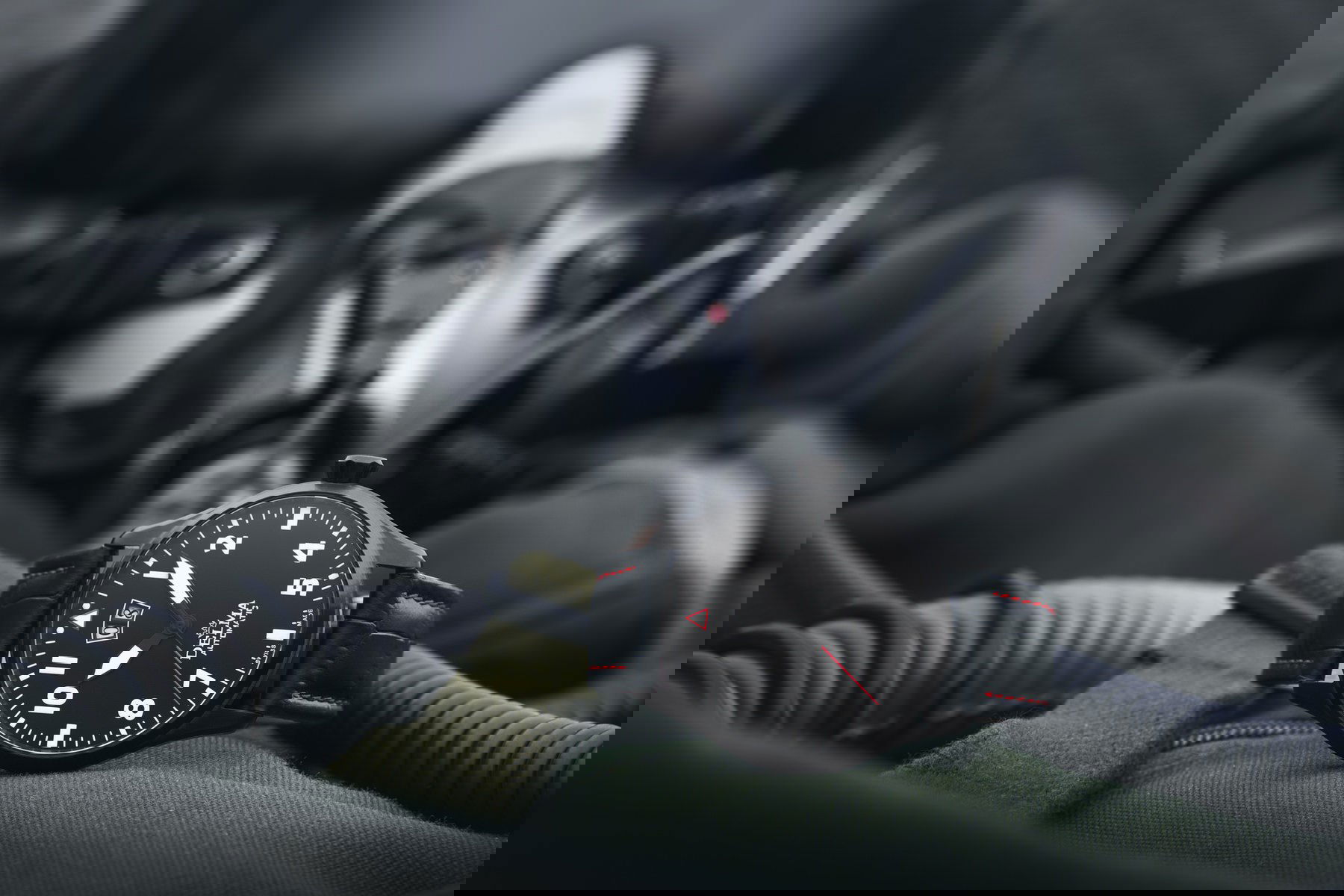 Commander Big Date - Image 5