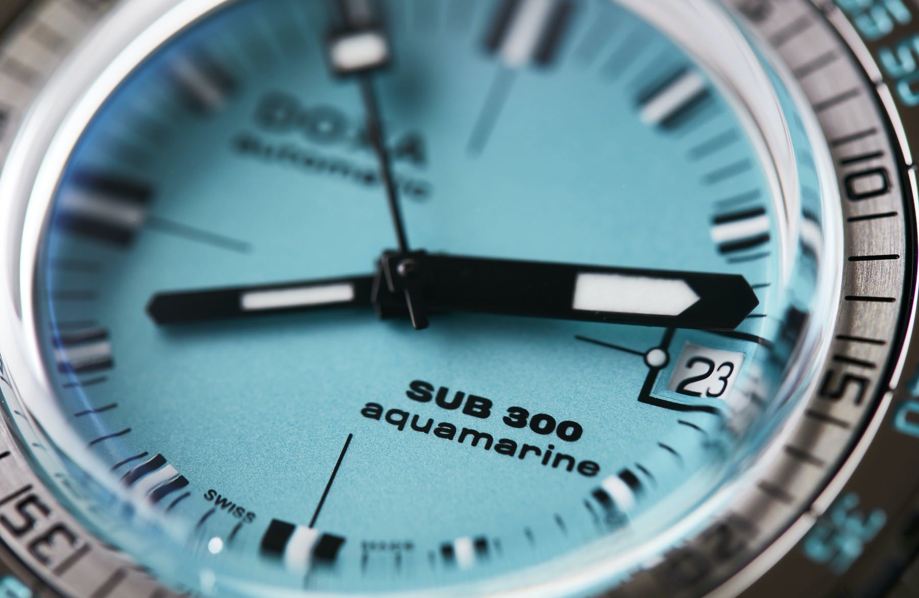 SUB 300 Aquamarine - Image 6