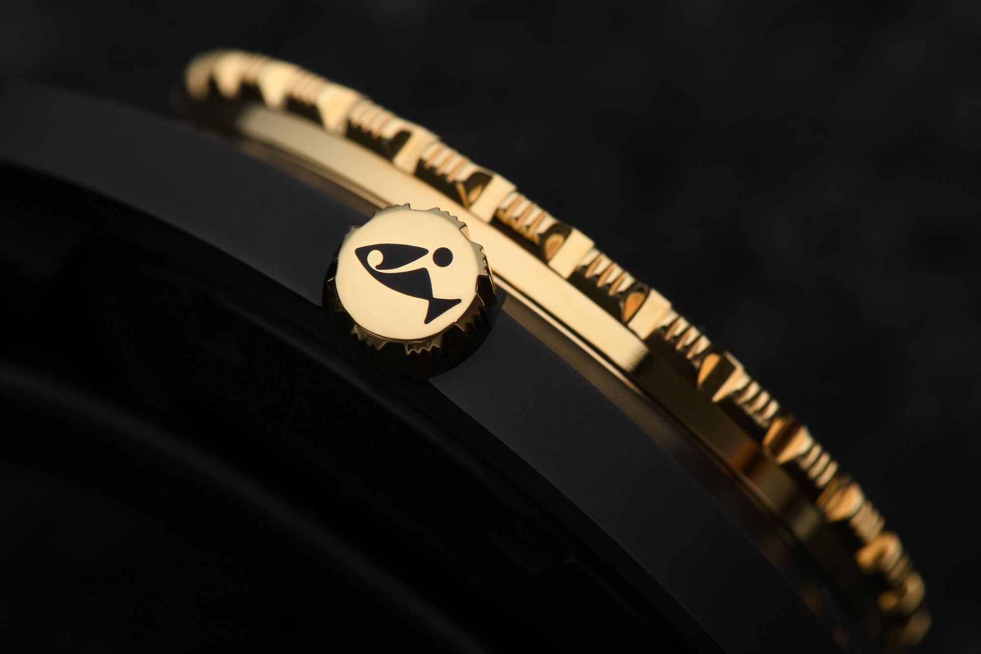 SUB 300β Sharkhunter - Image 2