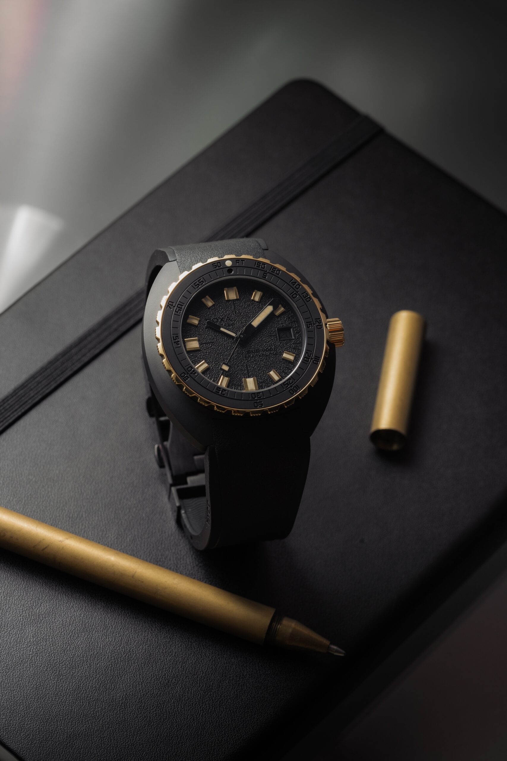 SUB 300β Sharkhunter - Image 9