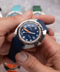 Alternative view of SUB 750T Caribbean