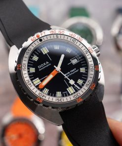 Alternative view of SUB 750T Sharkhunter