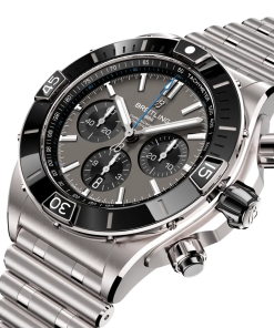 Alternative view of SUPER CHRONOMAT B01 44